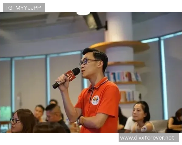 周敏专访：从青涩球员到篮球教练的成长与蜕变之路