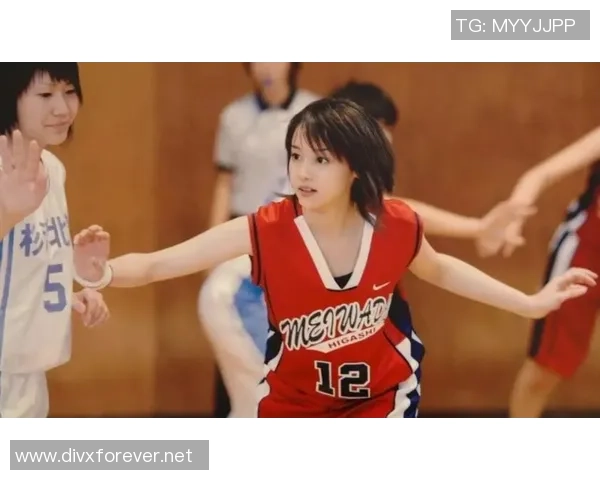 杨静的篮球人生探索：从热爱到职业的深度对话与成长之路